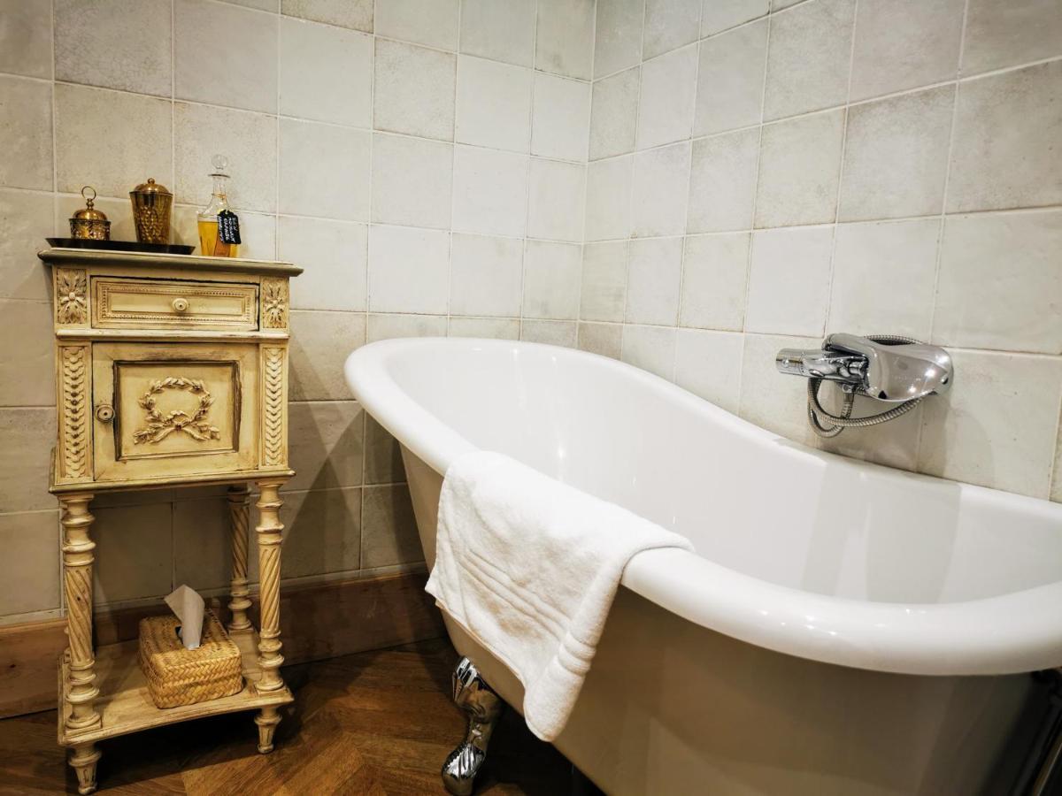 Maison Gaspard - Suites Et Appartements De Charme A โซมูร์ ภายนอก รูปภาพ